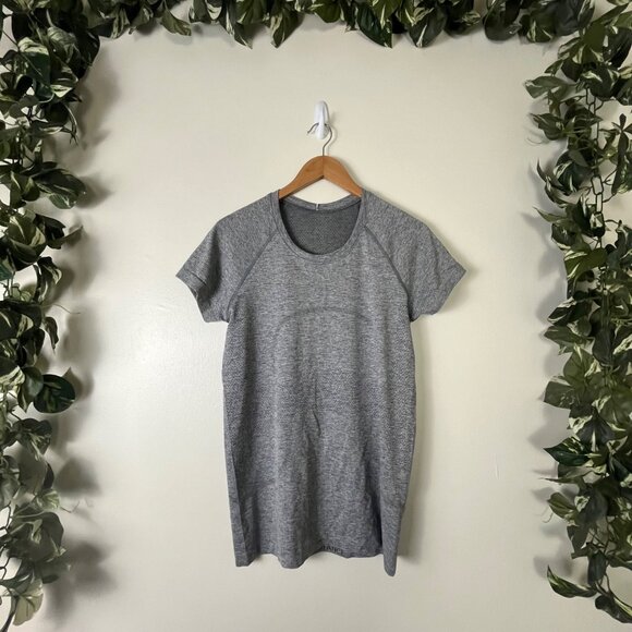 Lululemon Athletic Swiftly Tech Short Sleeve Shirt 2.0 Heathered Black Size 10 - Picture 1 of 6